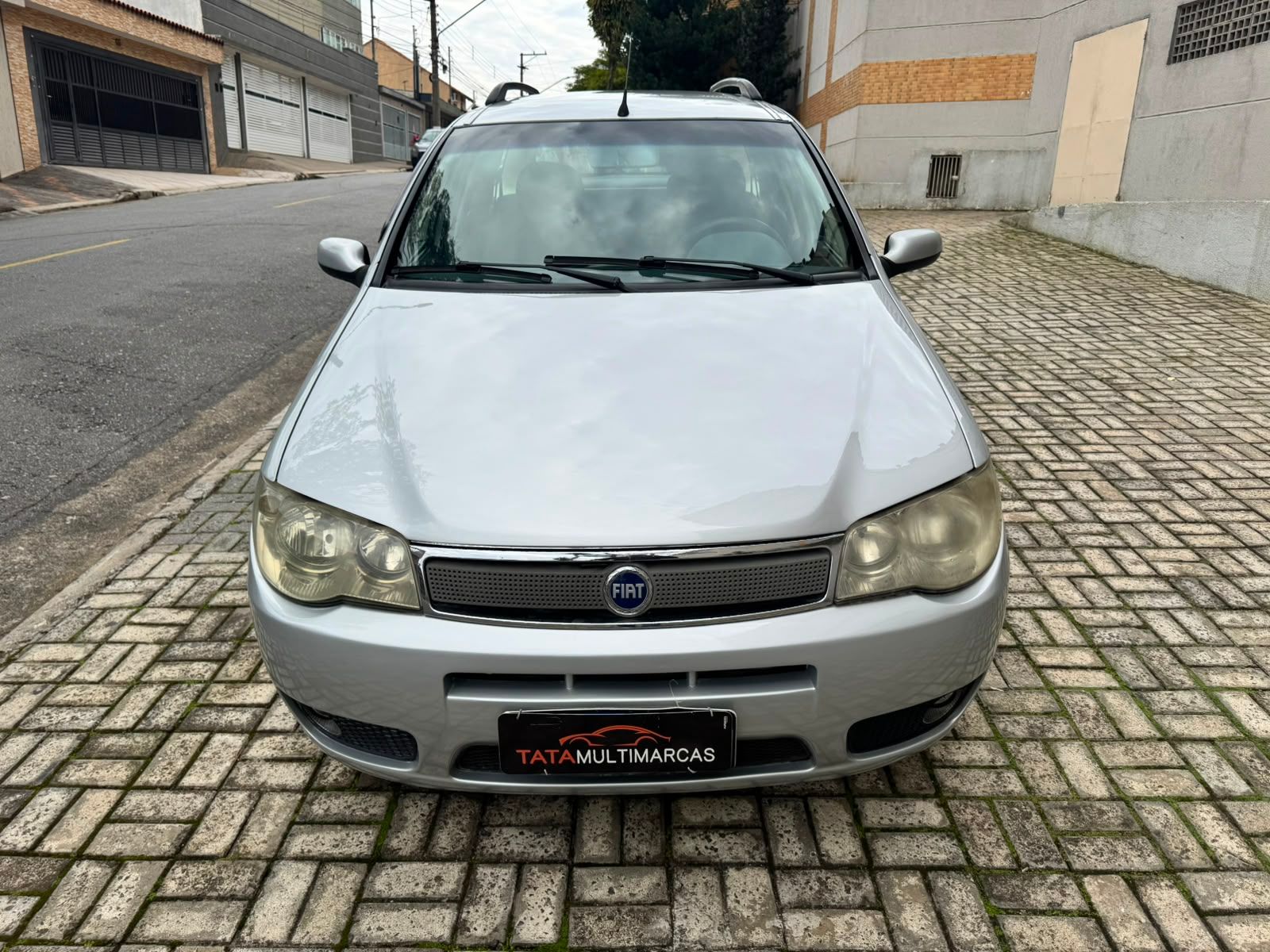 Palio Weekend HLX 1.8 8V (Flex)