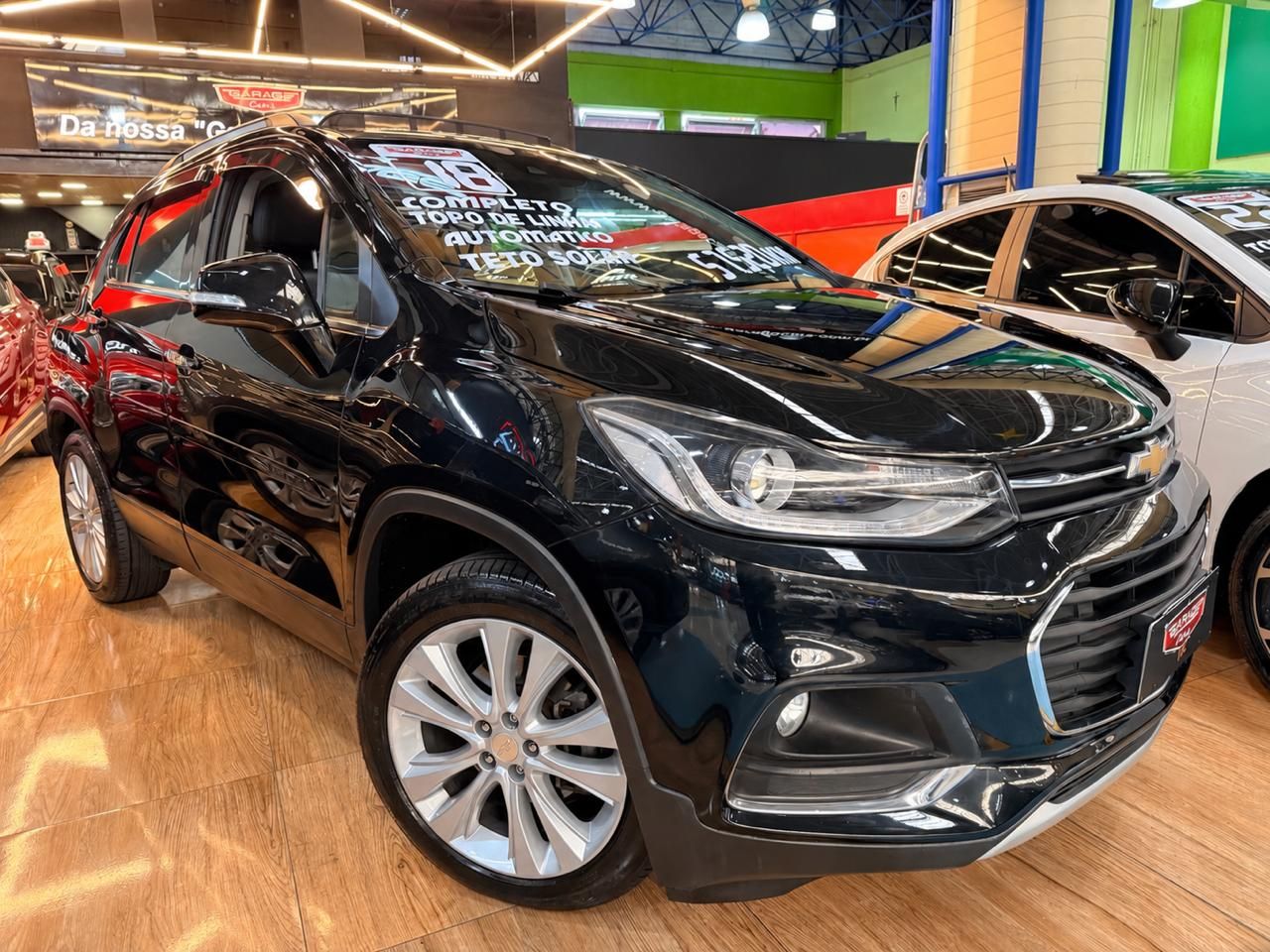 TRACKER 1.4 PREMIER COM TETO SOLAR COM 57 MIL KM 