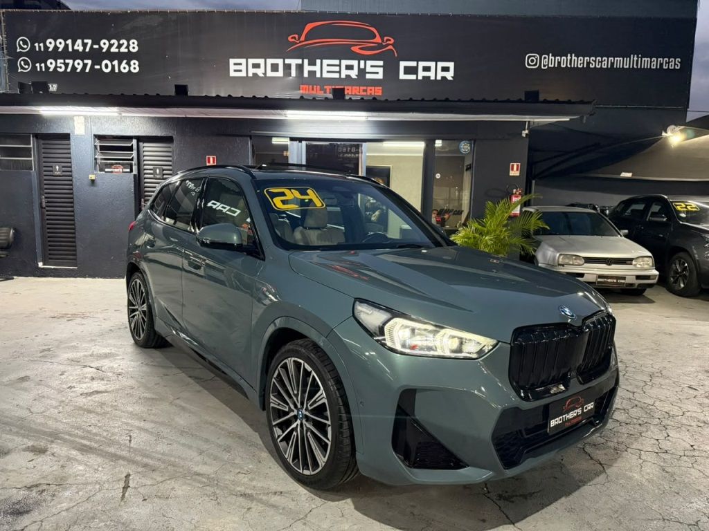 BMW iX1 xDrive30 M Sport 2023/2024 Elétrica 313 cv