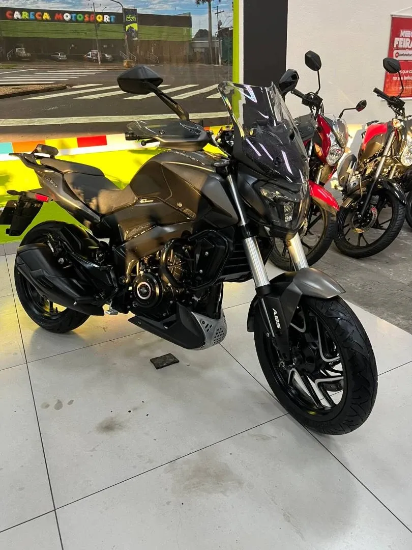 BAJAJ DOMINAR 400 2025/2025
