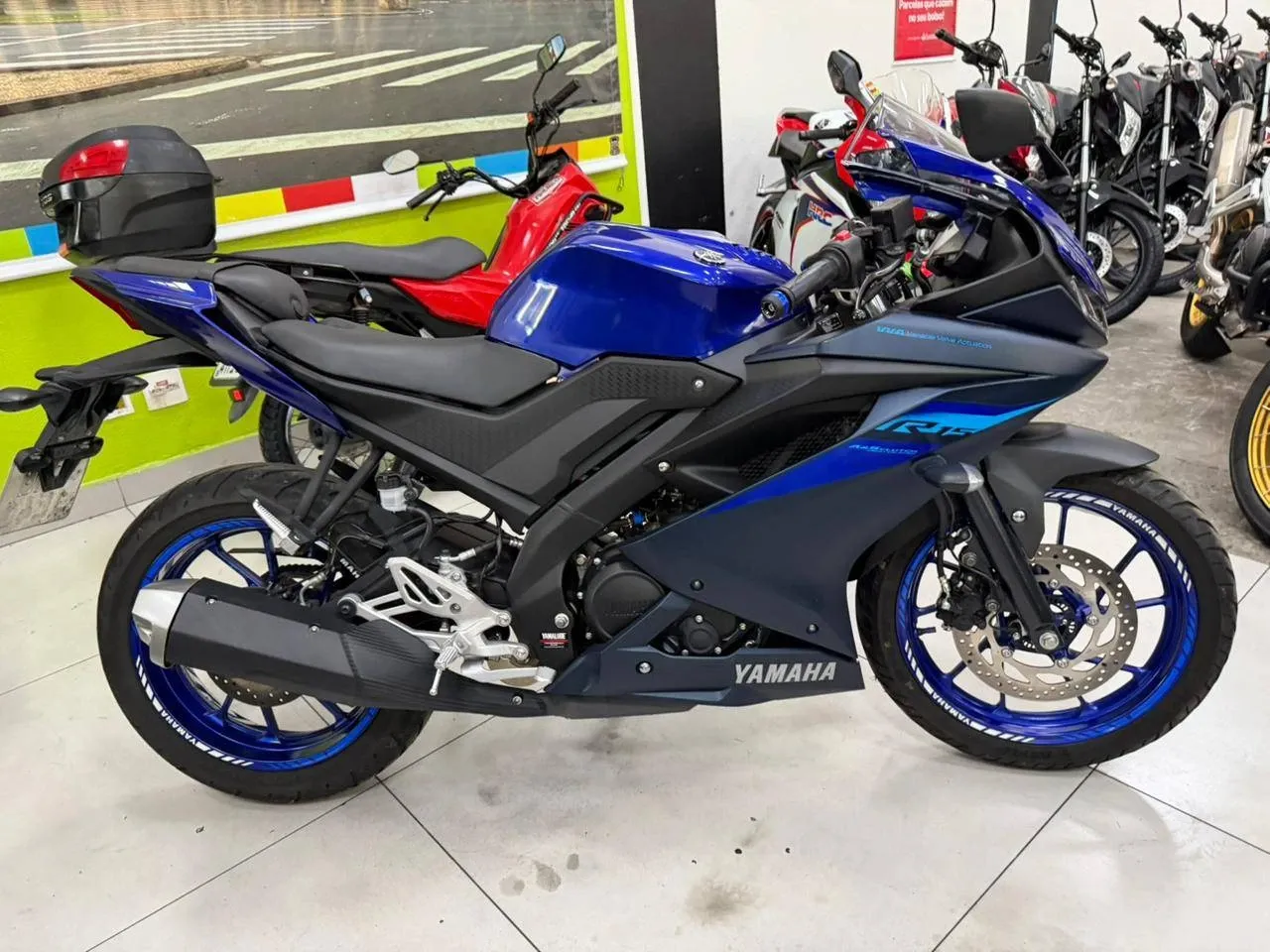 YAMAHA YZF R15 2025/2025