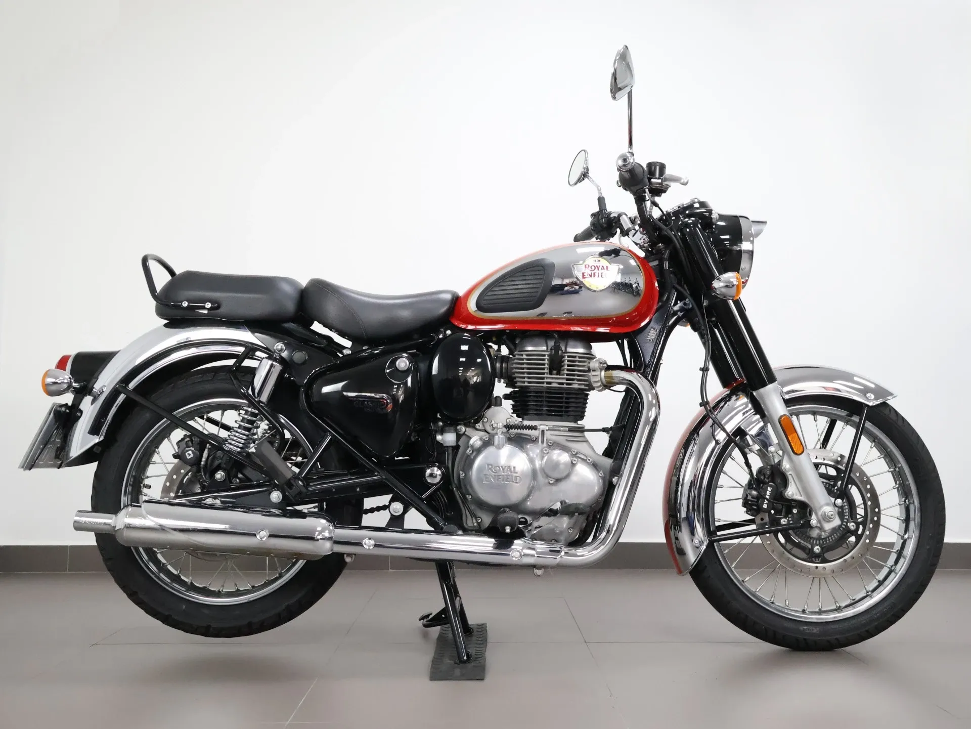 ROYAL ENFIELD CLASSIC 350 2023/2024