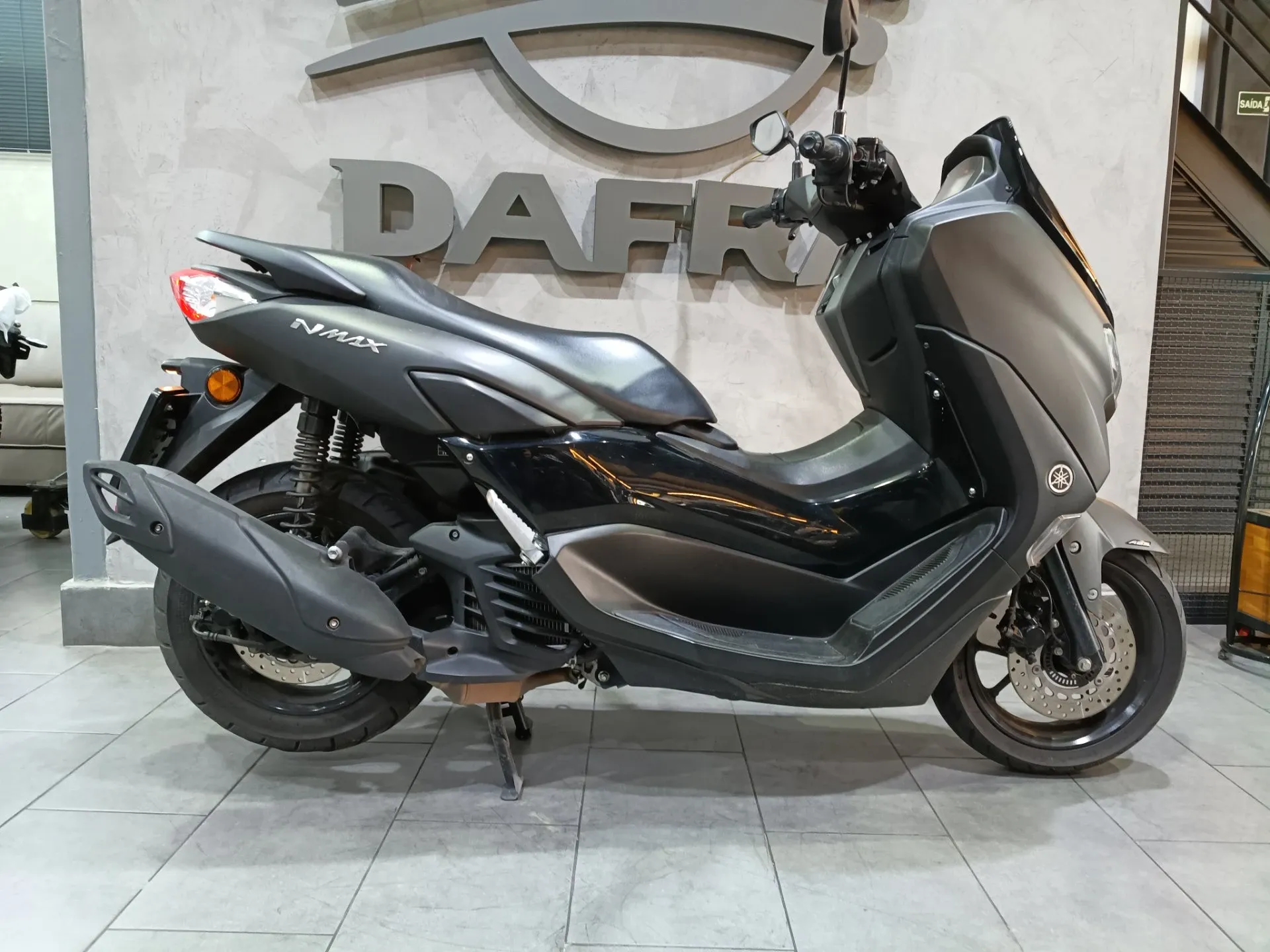 YAMAHA NMAX 160 ABS 2023/2024