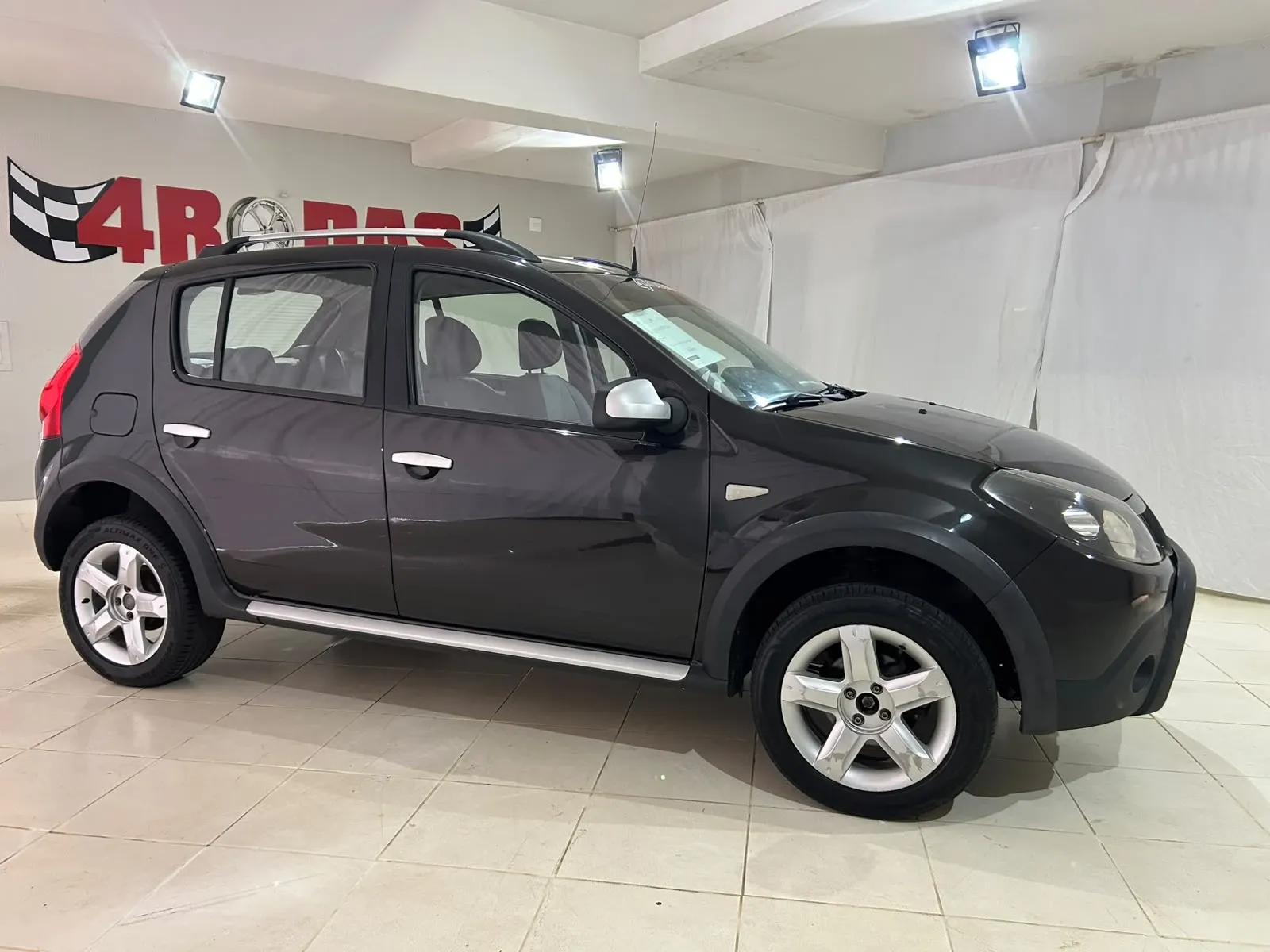 RENAULT SANDERO 2010/2011
