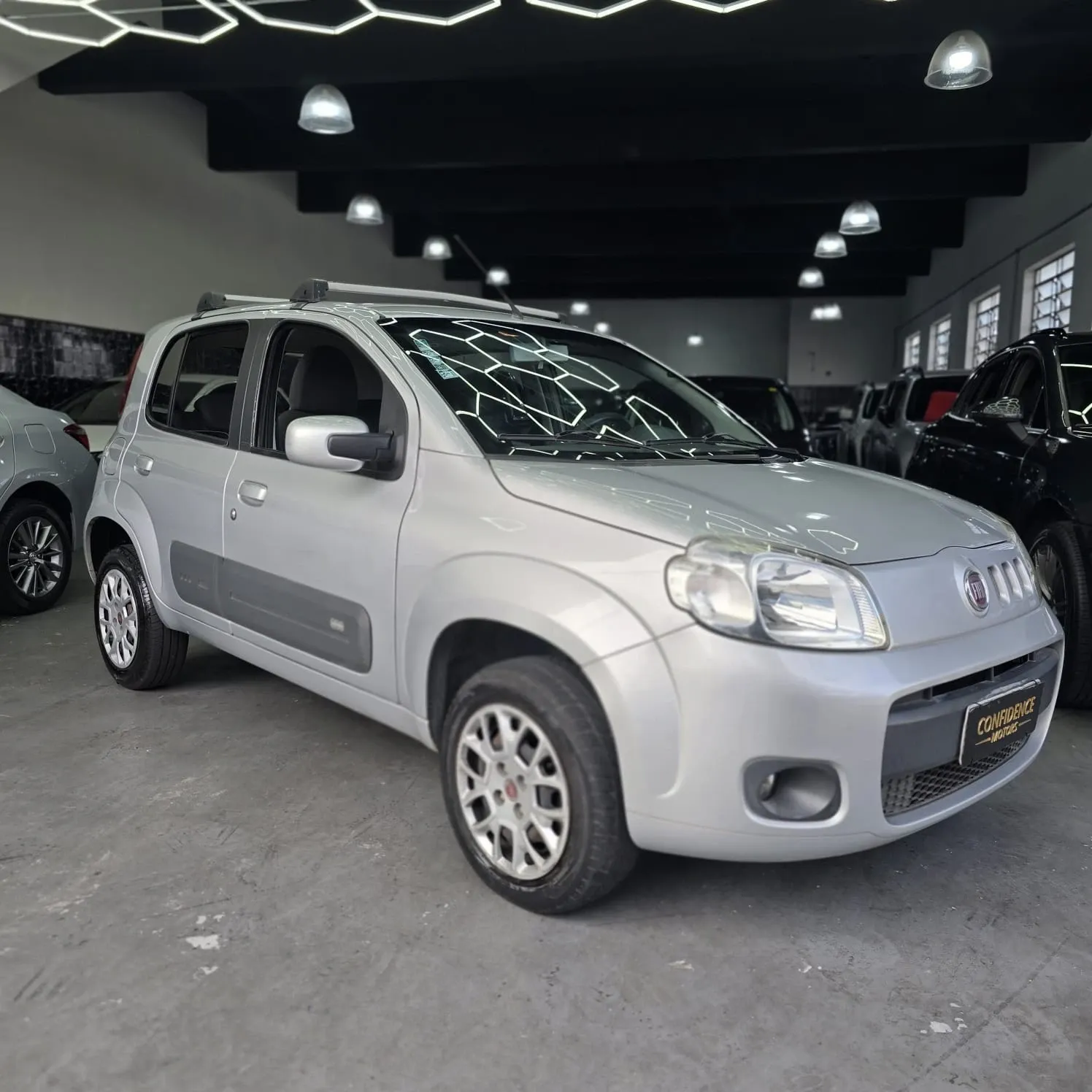 FIAT UNO 1.0 VIVACE 8V 2011/2012