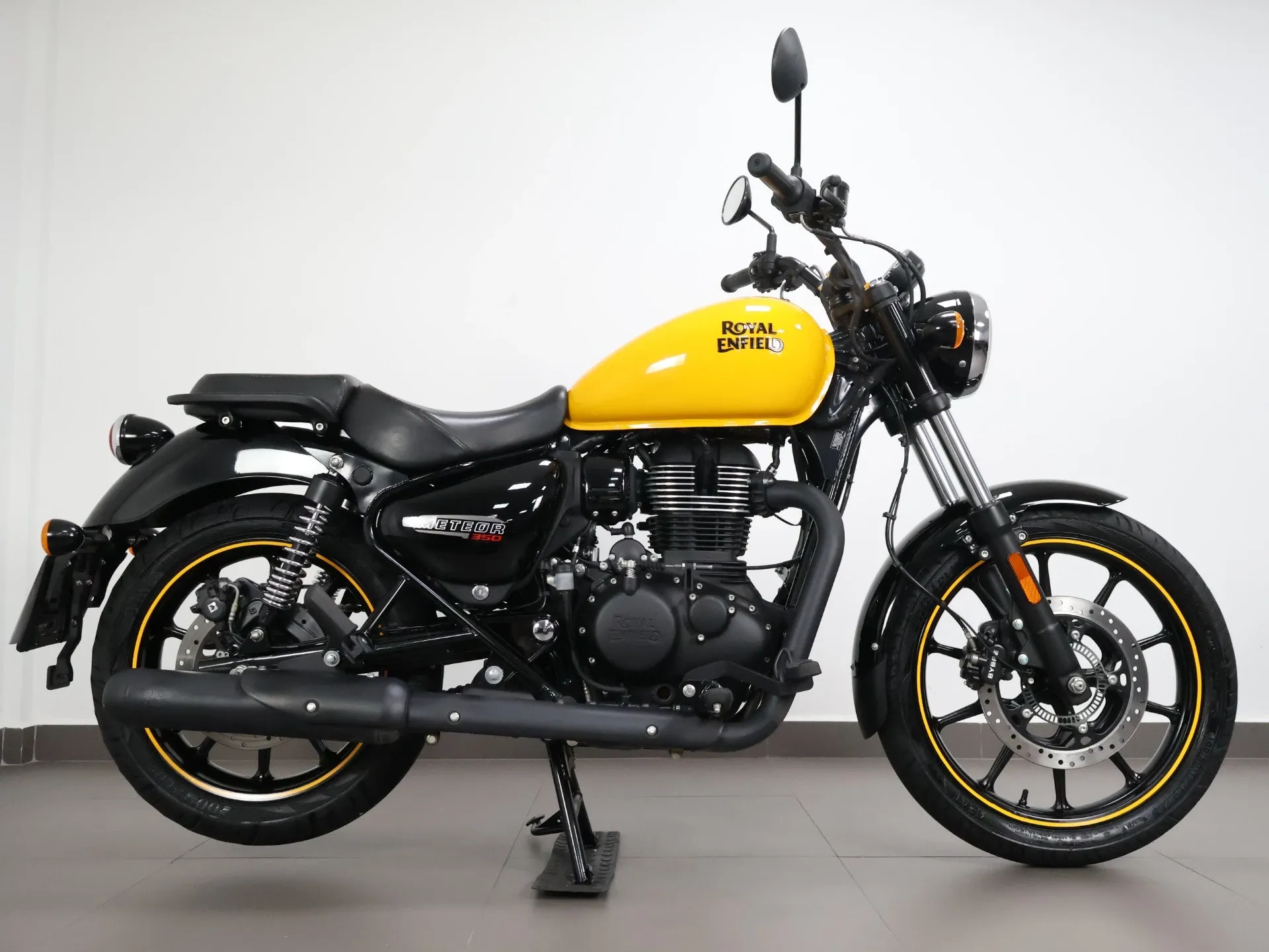 ROYAL ENFIELD METEOR 350 FIREBALL 2023/2024